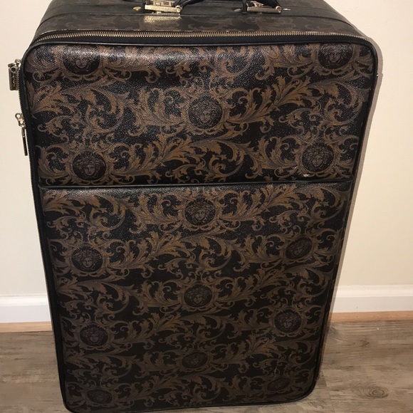 large roller suitcase